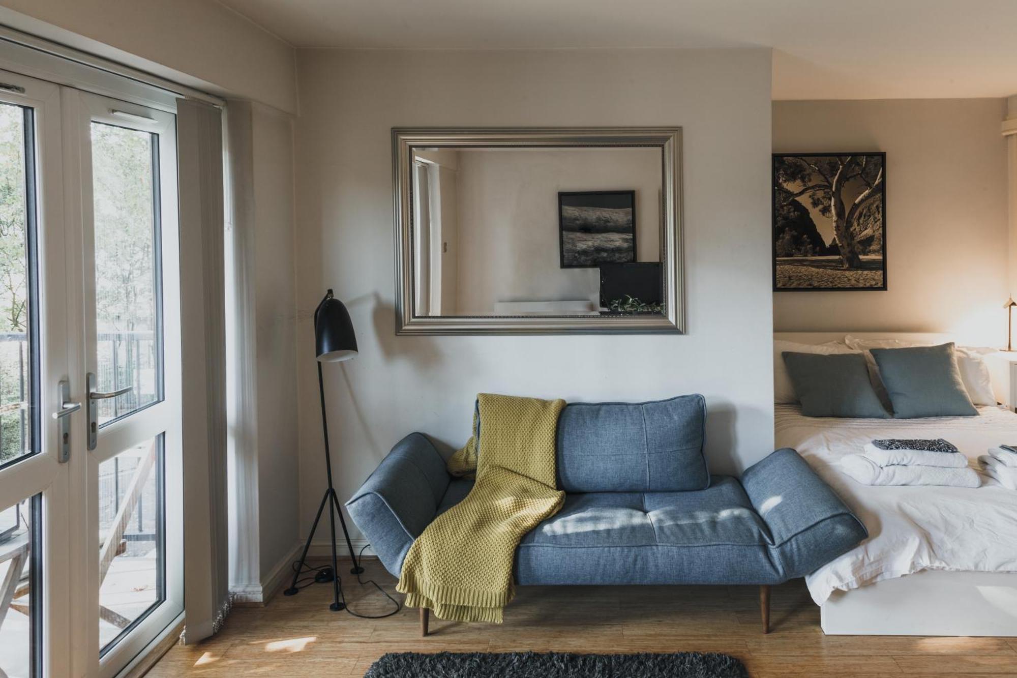 Stylish Flat With Pool And Terrace Лондон