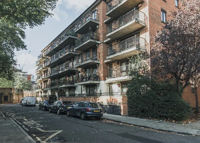 Stylish Central London Flat With Pool And Terrace